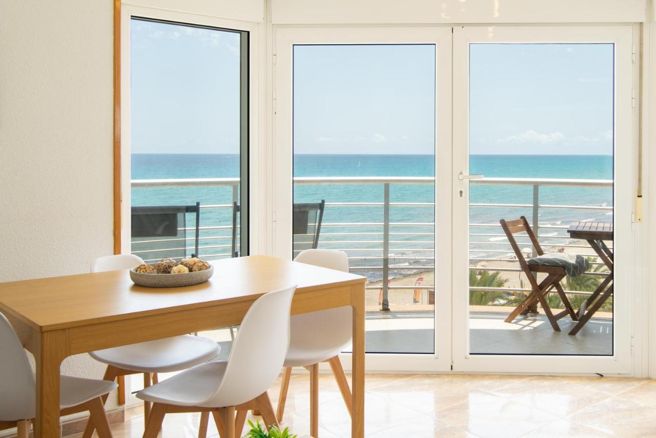 شقة Atico Frente Al Mar 2 Terrazas Barbacoa Y Parking Sujeto A Disponibilidad إل كامبيلو المظهر الخارجي الصورة