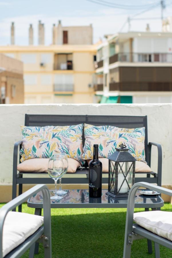 شقة Atico Frente Al Mar 2 Terrazas Barbacoa Y Parking Sujeto A Disponibilidad إل كامبيلو المظهر الخارجي الصورة